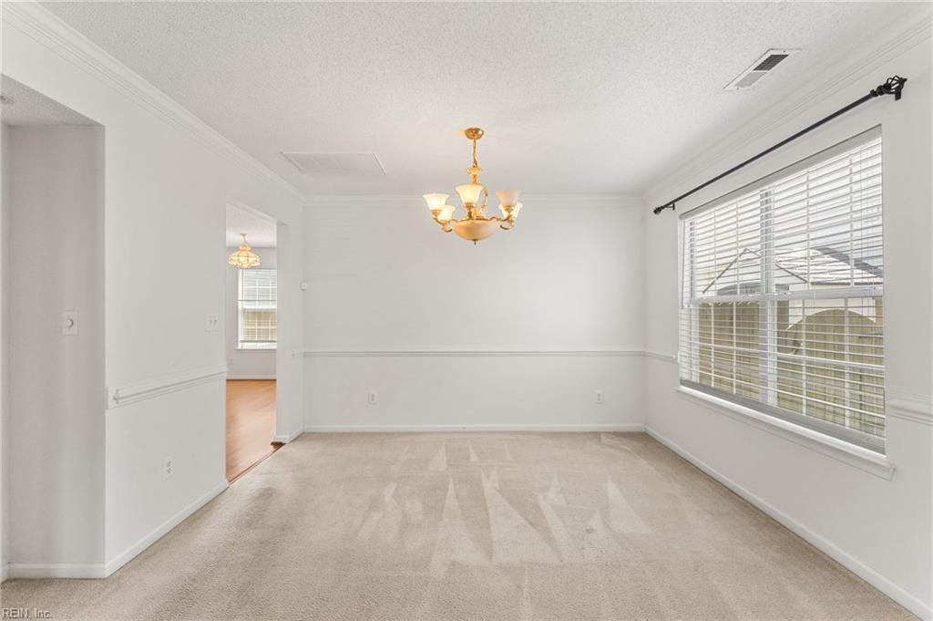 332 Town Pointe Way Newport News VA 23601