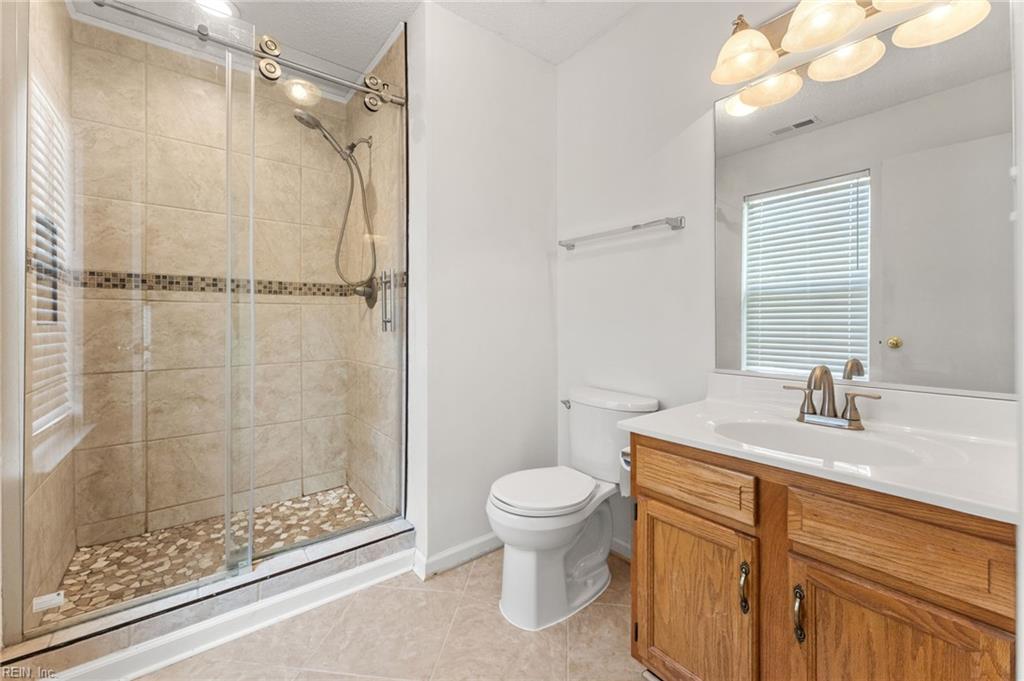 332 Town Pointe Way Newport News VA 23601