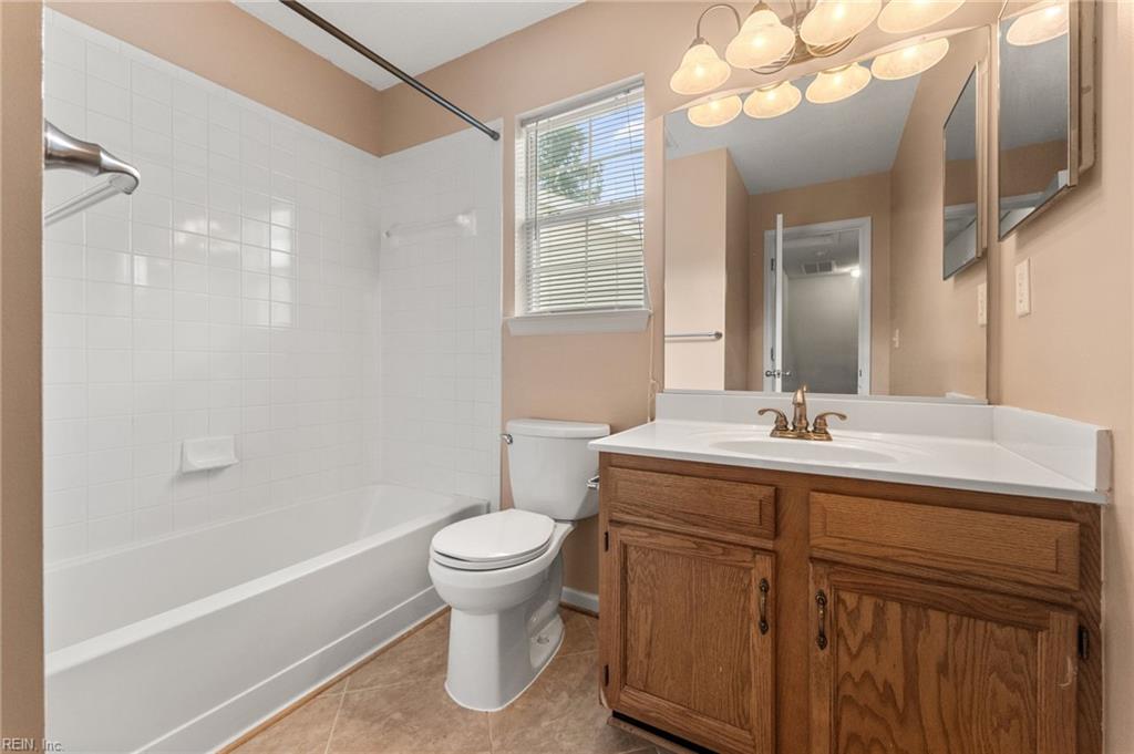 332 Town Pointe Way Newport News VA 23601