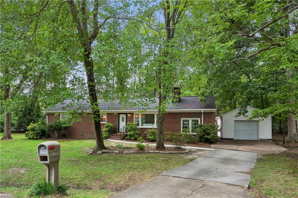 214 Greenland Drive Yorktown VA 23693