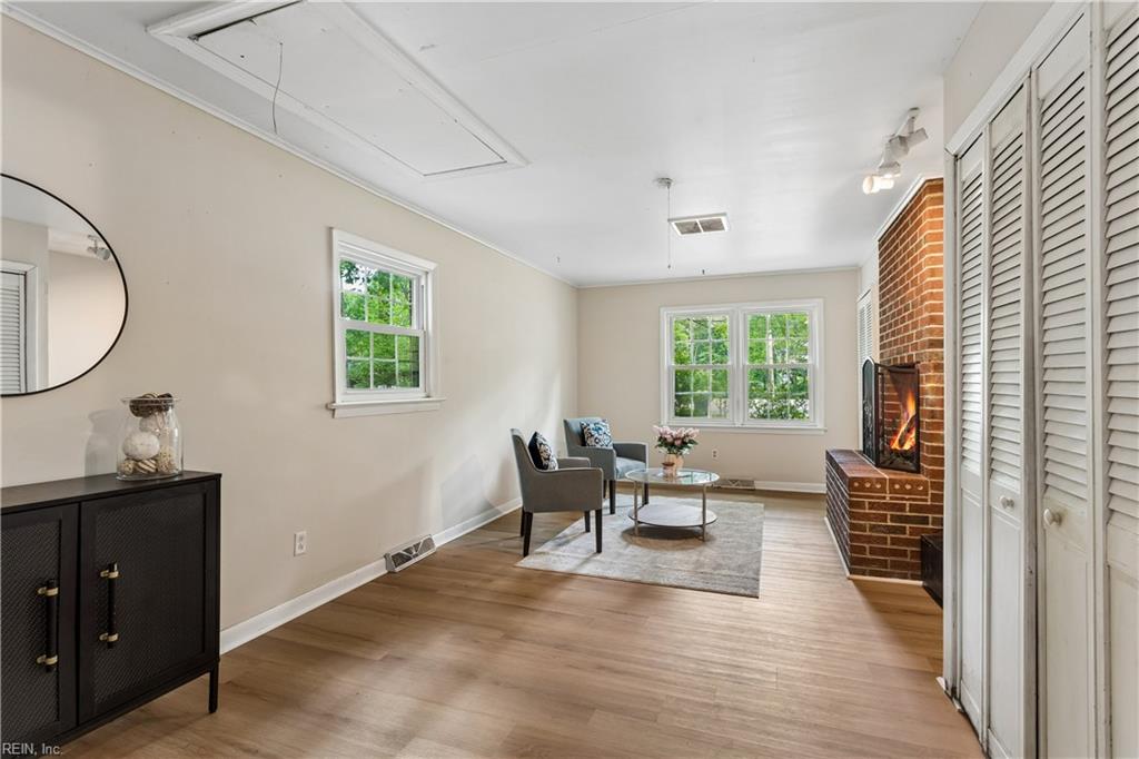 214 Greenland Drive Yorktown VA 23693