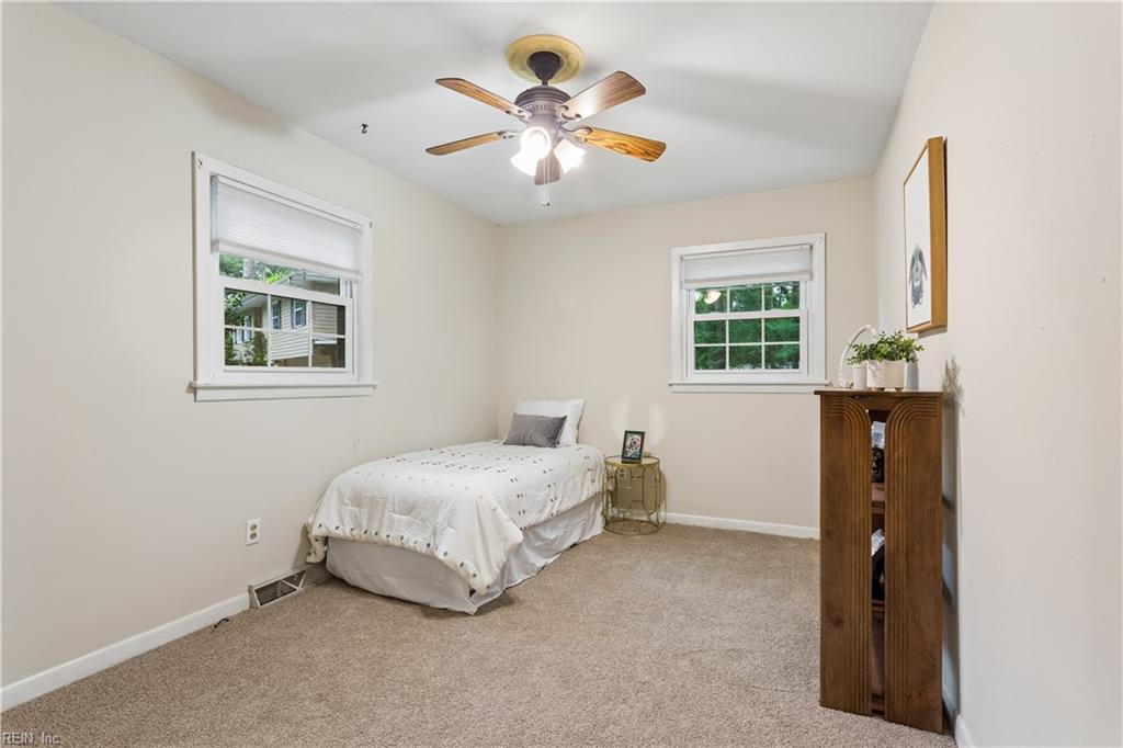 214 Greenland Drive Yorktown VA 23693