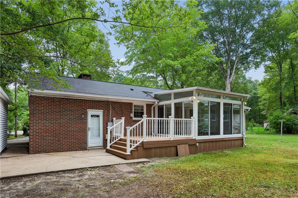 214 Greenland Drive Yorktown VA 23693