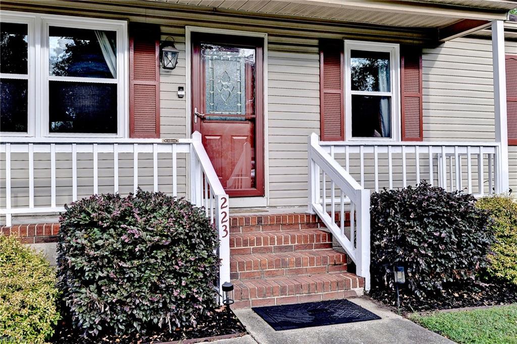 223 Louise Drive Newport News VA 23601