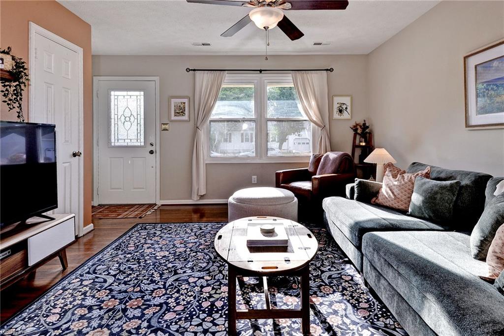 223 Louise Drive Newport News VA 23601