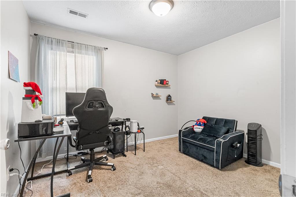 741 Tamara Path Newport News VA 23601