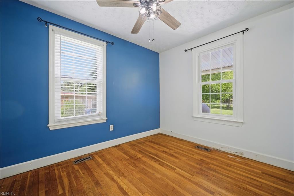 568 Yorktown Road Newport News VA 23603