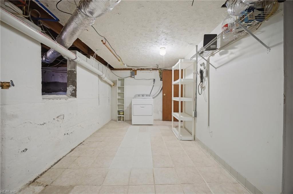 568 Yorktown Road Newport News VA 23603
