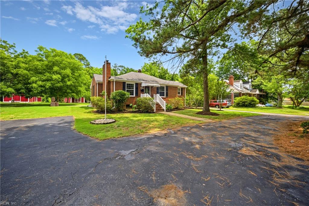 568 Yorktown Road Newport News VA 23603