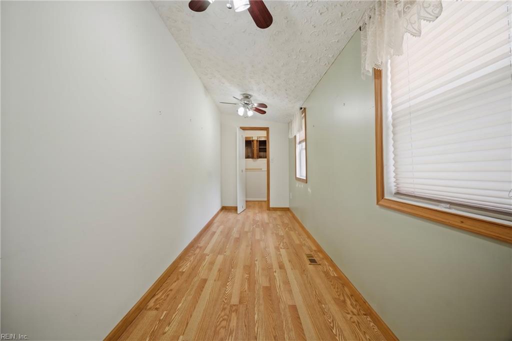 568 Yorktown Road Newport News VA 23603