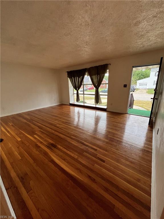 710 Hemlock Rd Road Newport News VA 23601
