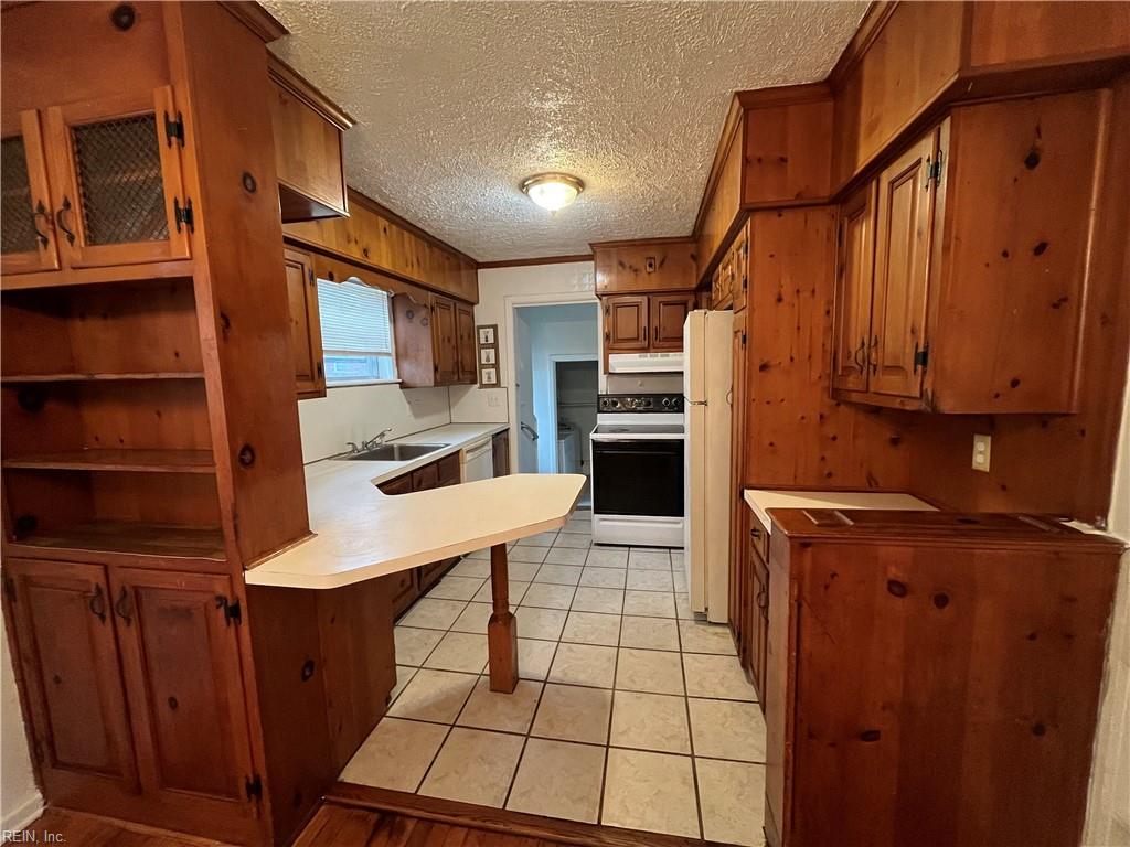 710 Hemlock Rd Road Newport News VA 23601