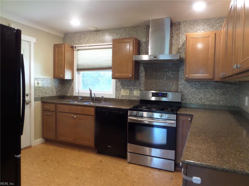 81 Shannon Drive Newport News VA 23608