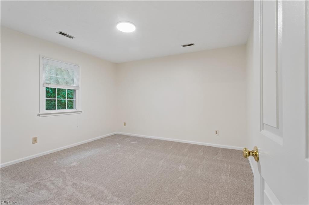 8 Graham Drive Newport News VA 23606