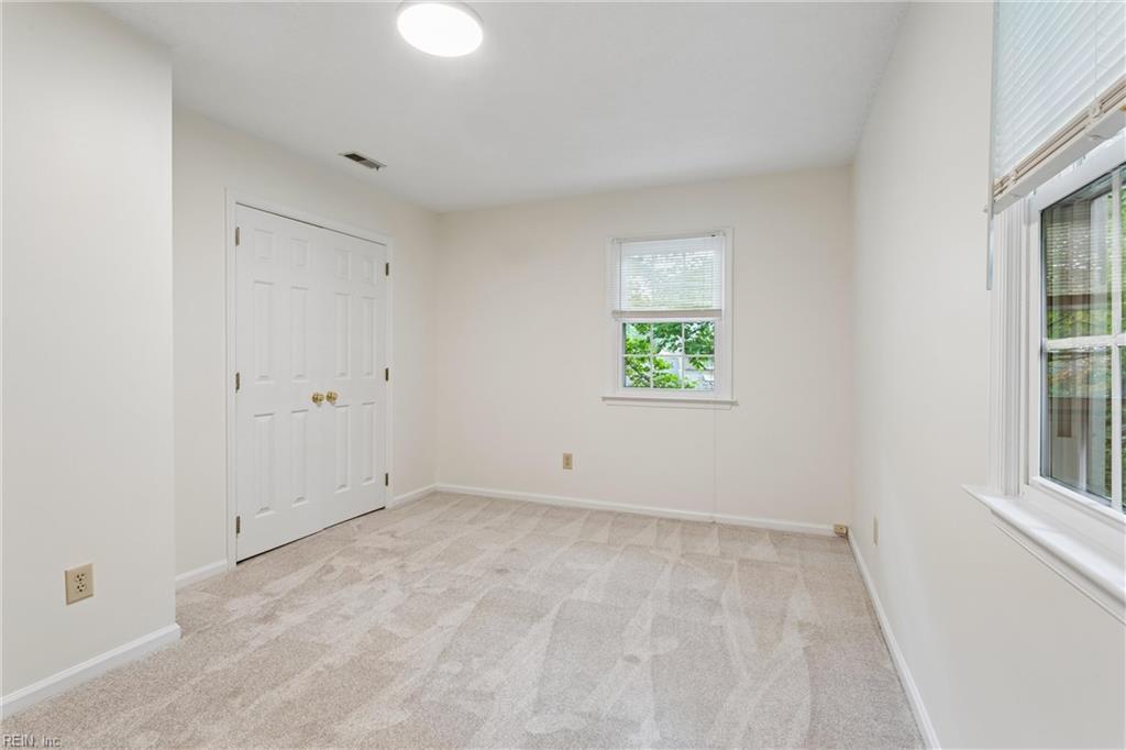 8 Graham Drive Newport News VA 23606