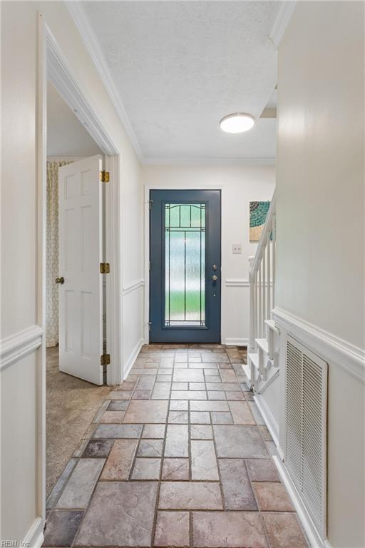 8 Graham Drive Newport News VA 23606