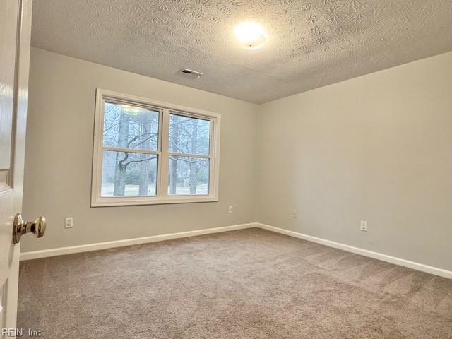 905 Edgewater Drive Newport News VA 23602