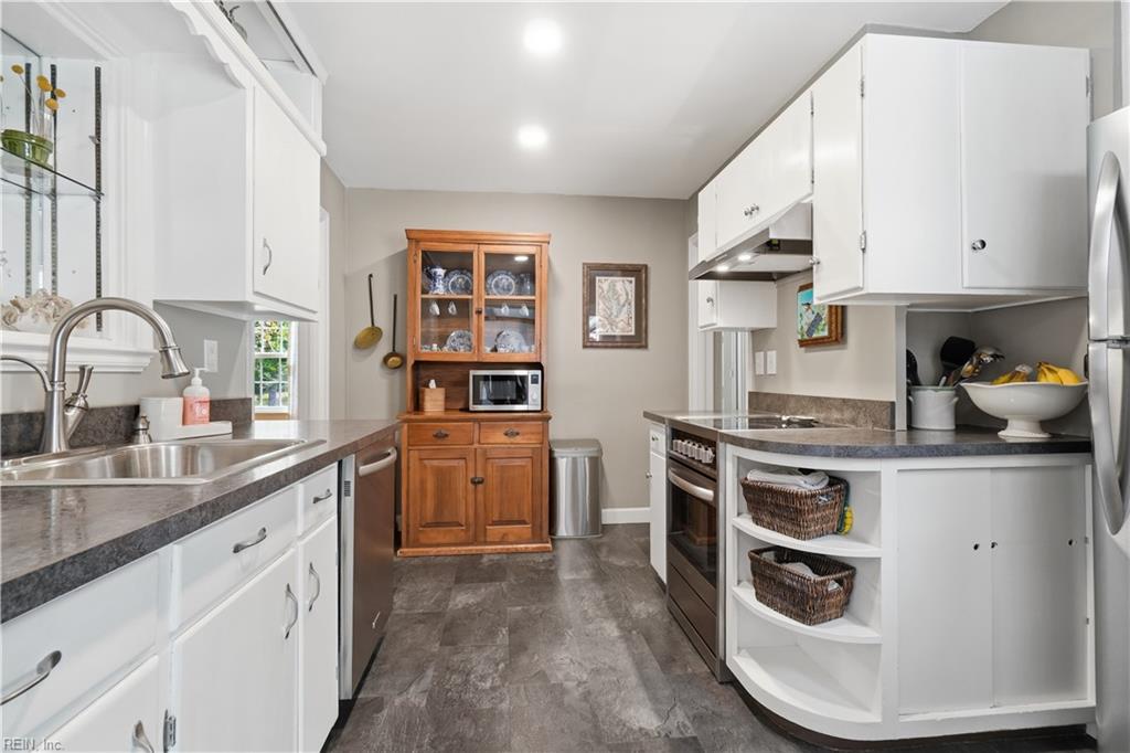 57 Lakeside Drive Newport News VA 23606