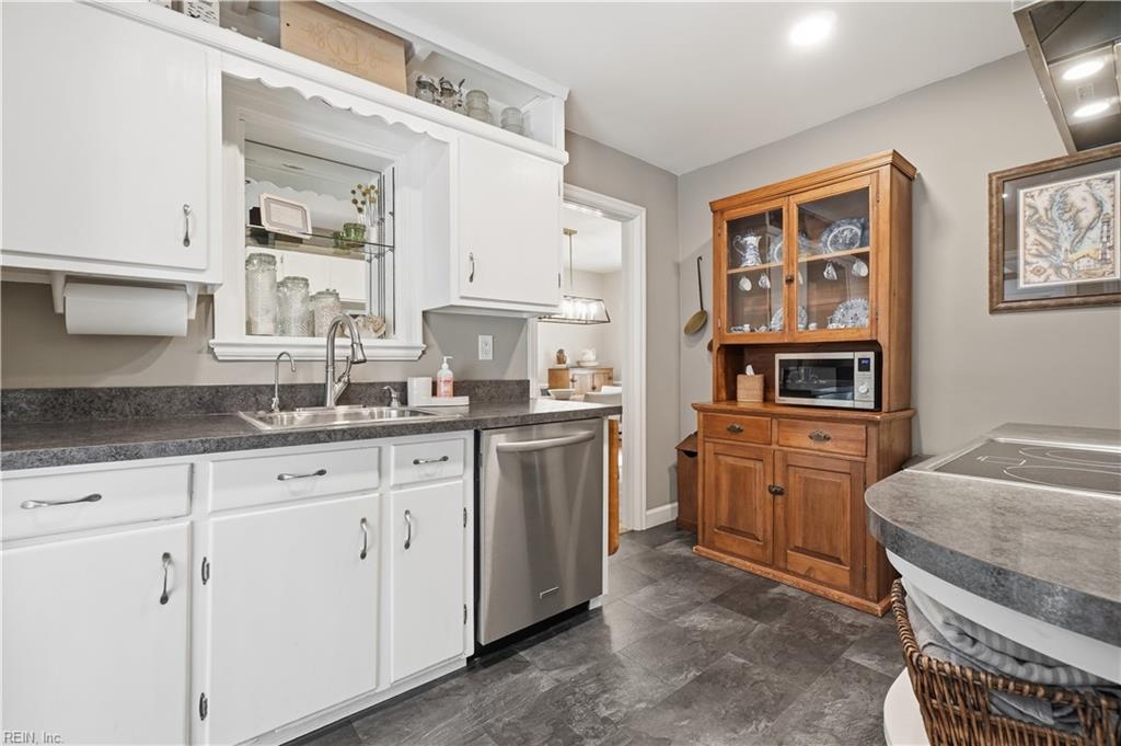 57 Lakeside Drive Newport News VA 23606