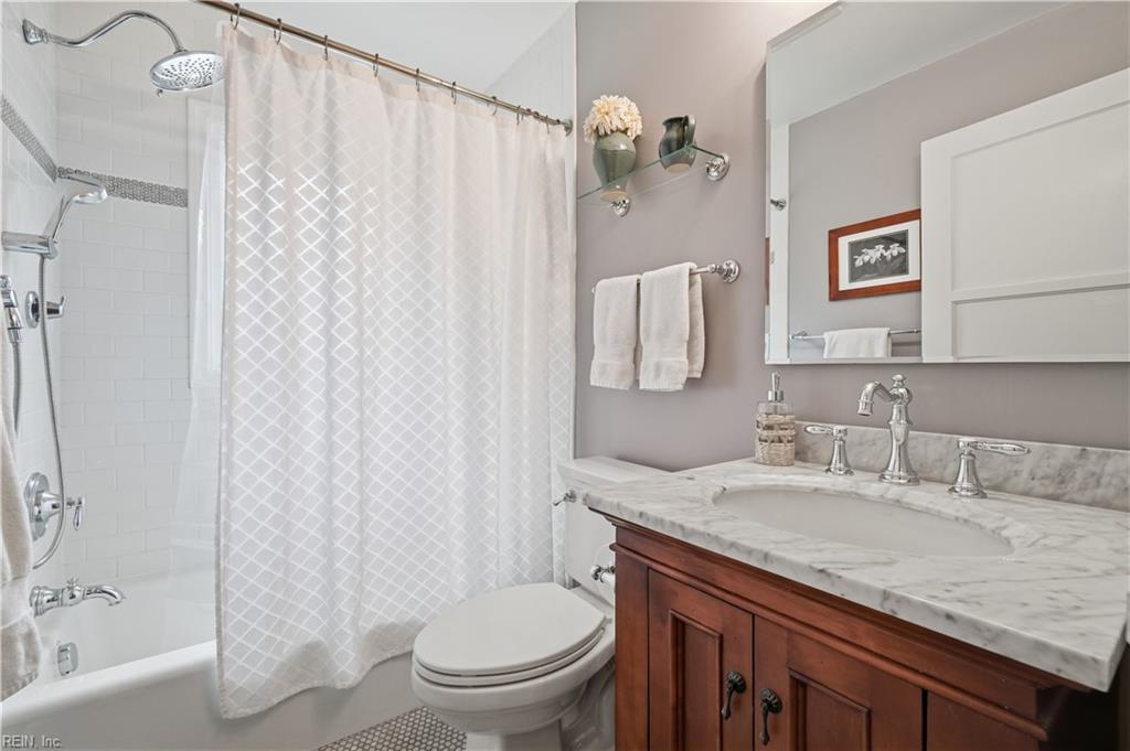 57 Lakeside Drive Newport News VA 23606