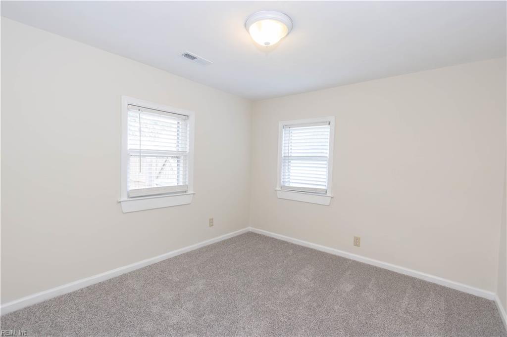 12 Middlesex Road Newport News VA 23606