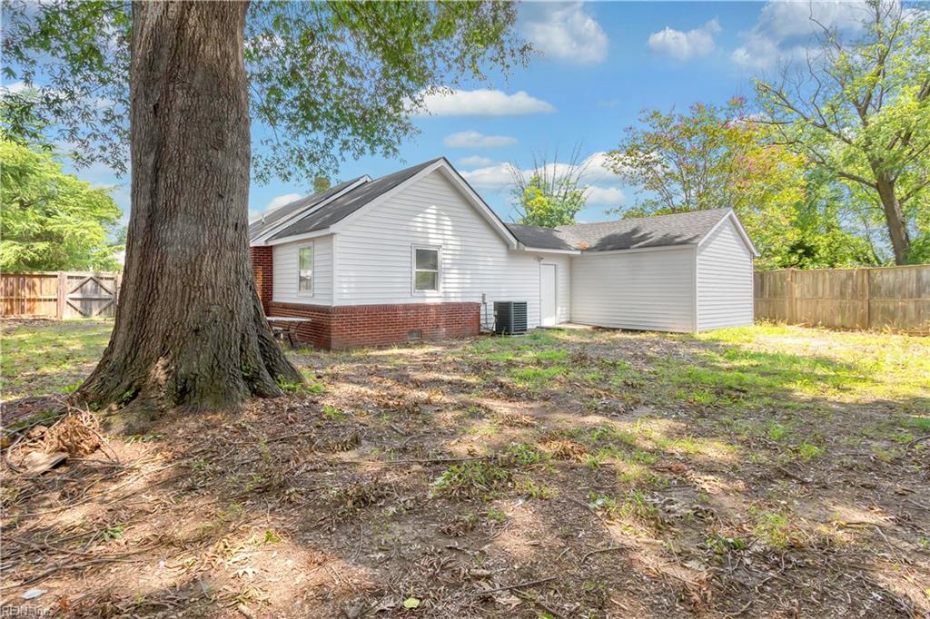 12 Middlesex Road Newport News VA 23606