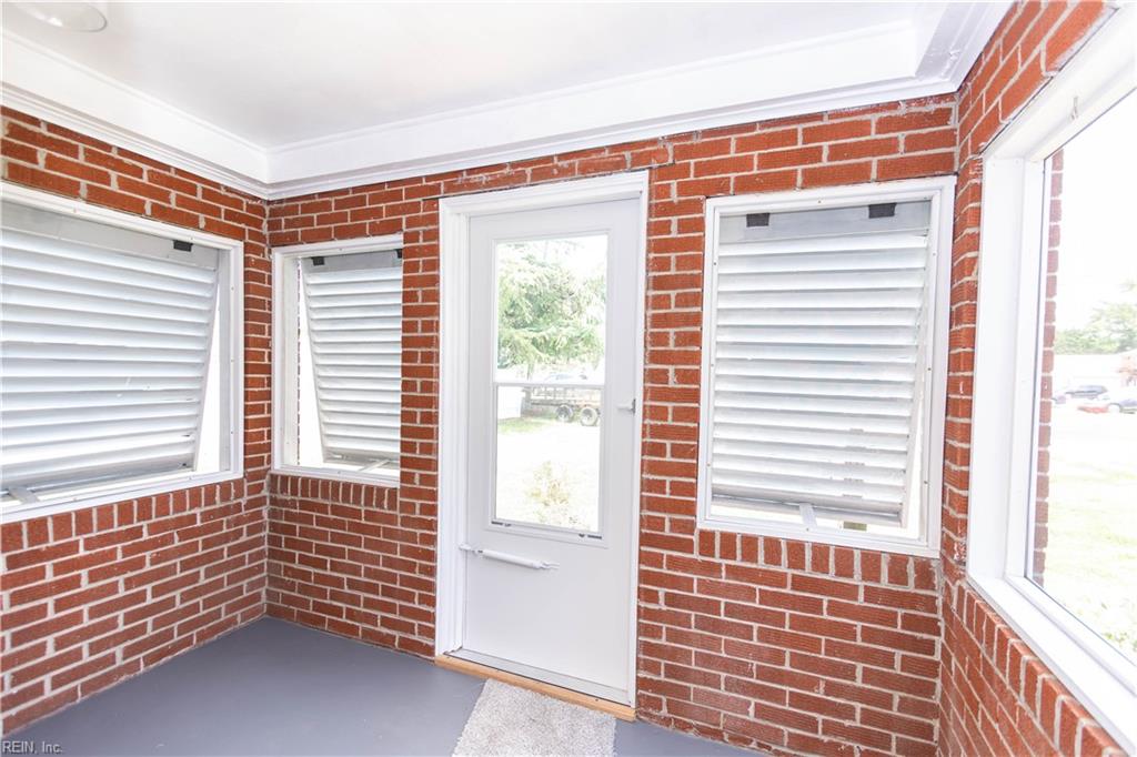 12 Middlesex Road Newport News VA 23606