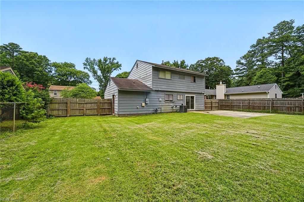 724 Roslyn Road Newport News VA 23601
