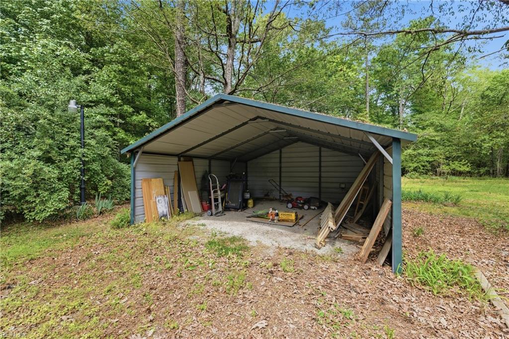 9788 Woods Cross Road Gloucester VA 23061