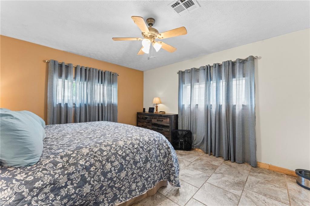 406 Grafton District Road Yorktown VA 23692