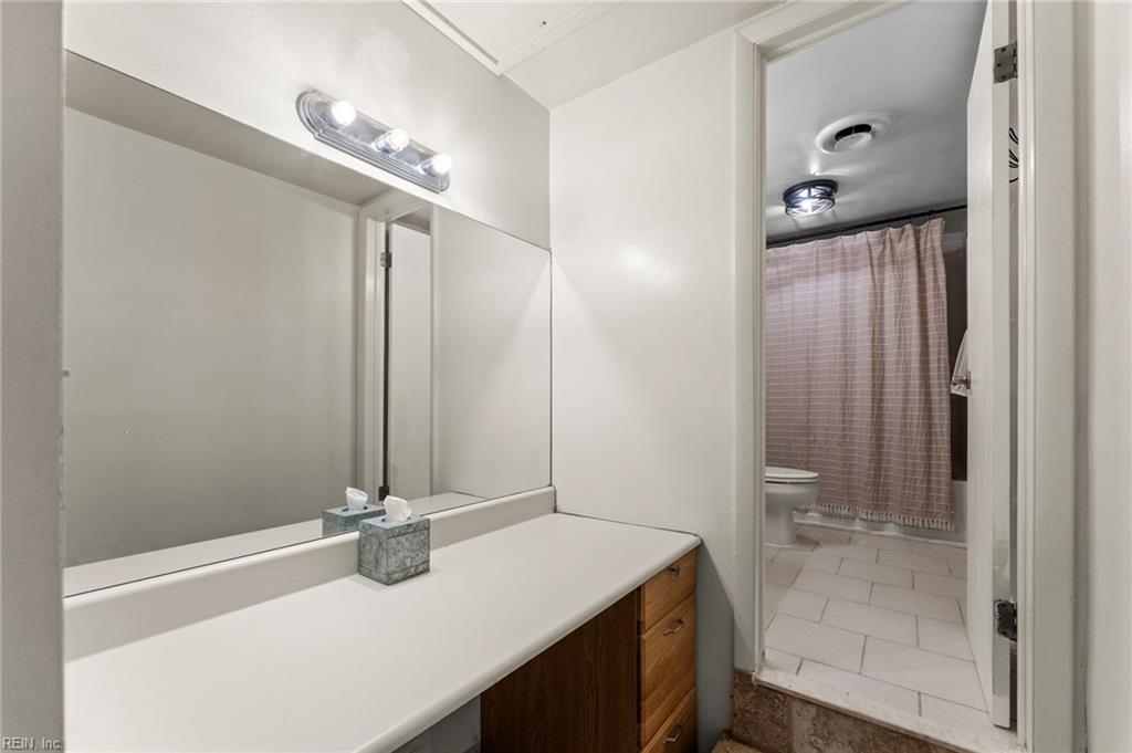 406 Grafton District Road Yorktown VA 23692