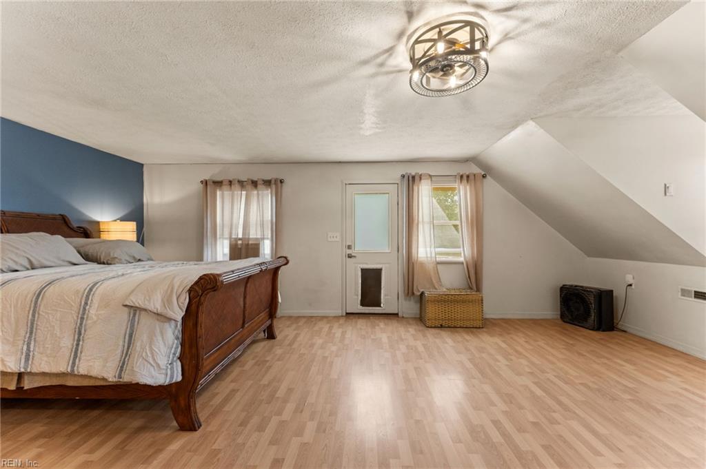 406 Grafton District Road Yorktown VA 23692