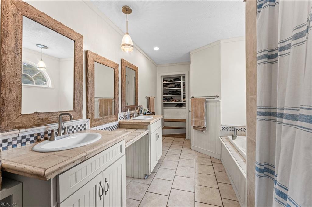 406 Grafton District Road Yorktown VA 23692