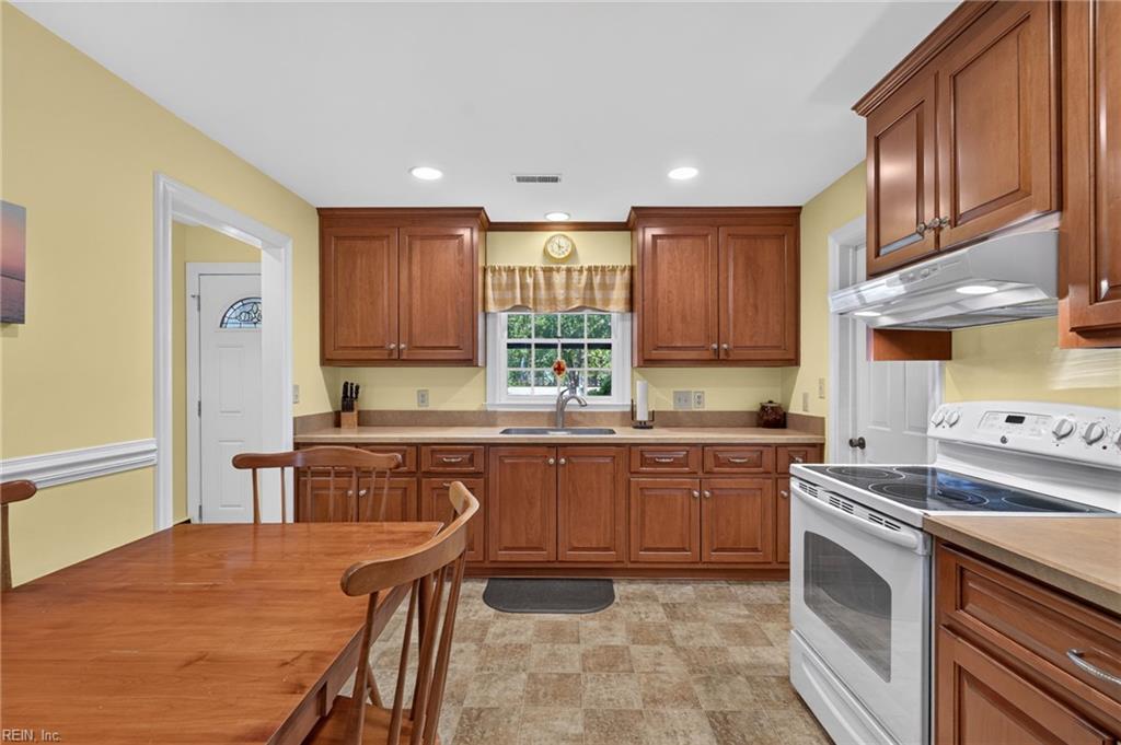 4539 Johns Point Road Gloucester VA 23061