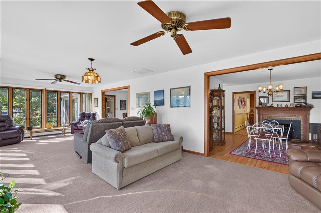 4539 Johns Point Road Gloucester VA 23061