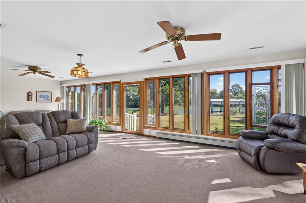 4539 Johns Point Road Gloucester VA 23061