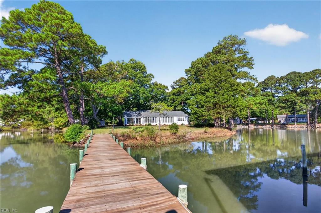 4539 Johns Point Road Gloucester VA 23061