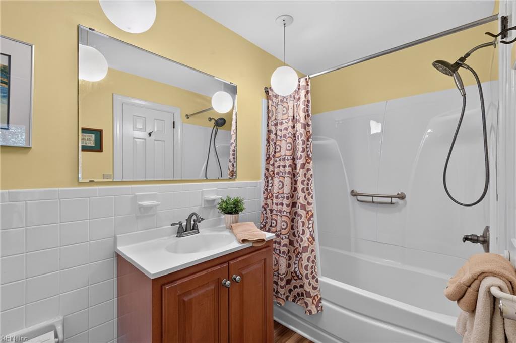 4539 Johns Point Road Gloucester VA 23061