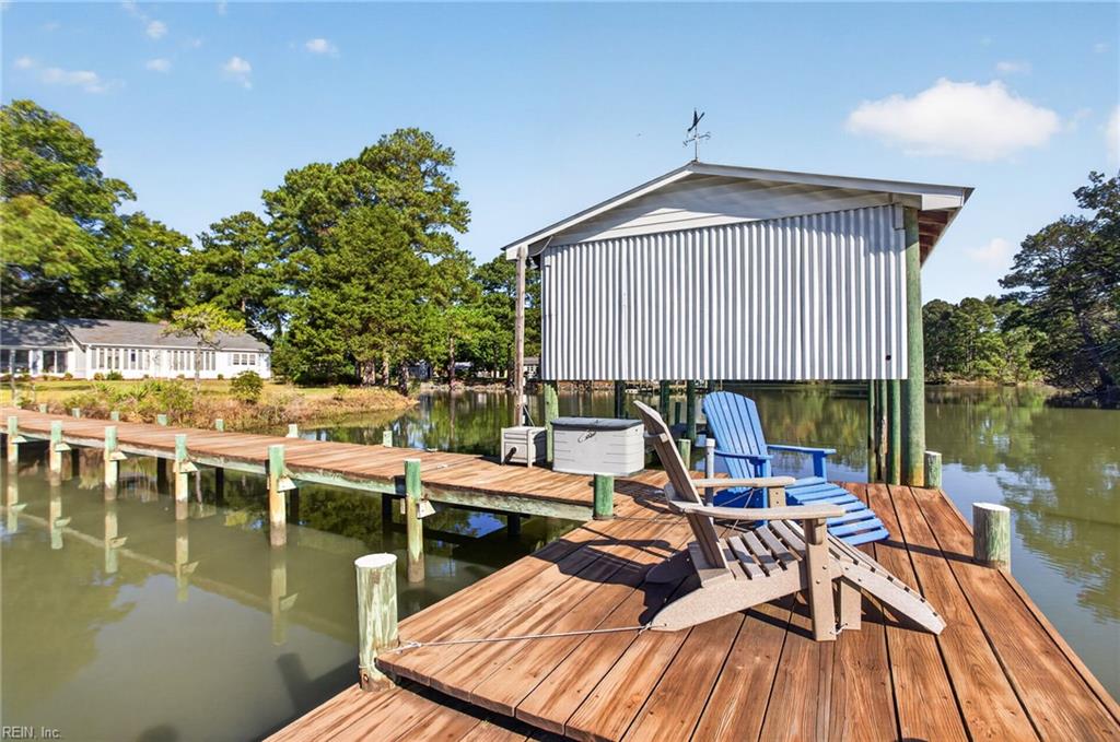 4539 Johns Point Road Gloucester VA 23061