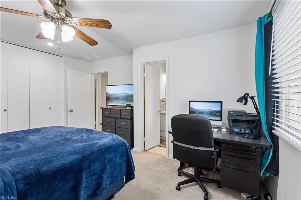 821 Greenwich Lane Newport News VA 23601