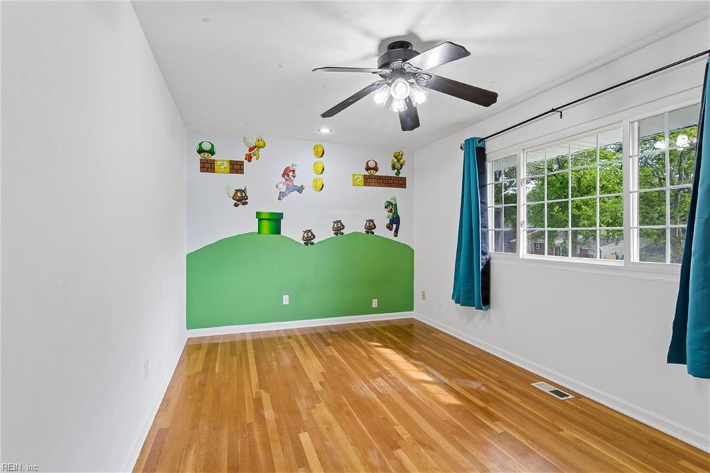 821 Greenwich Lane Newport News VA 23601