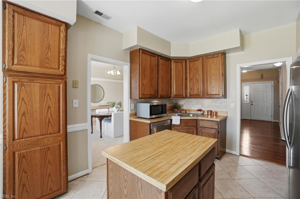 397 Wiltshire Crescent Newport News VA 23608
