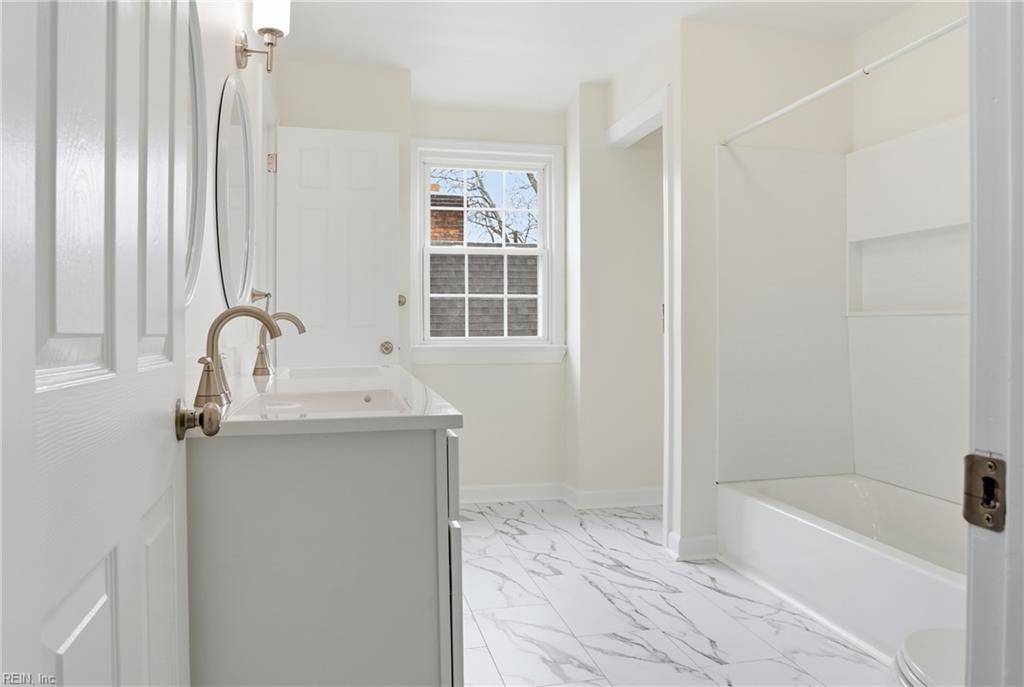 53 Hertzler Road Newport News VA 23602