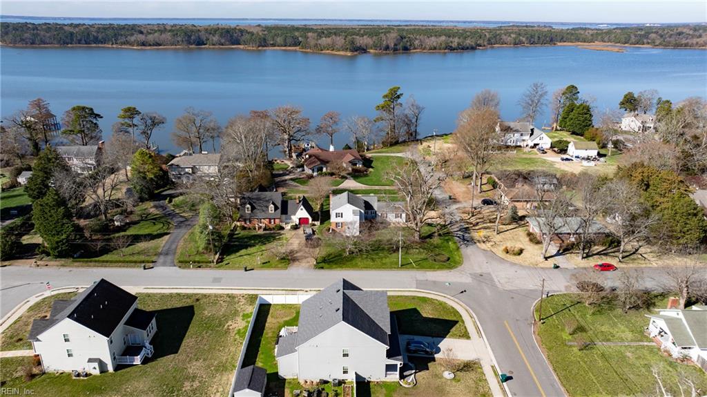 53 Hertzler Road Newport News VA 23602