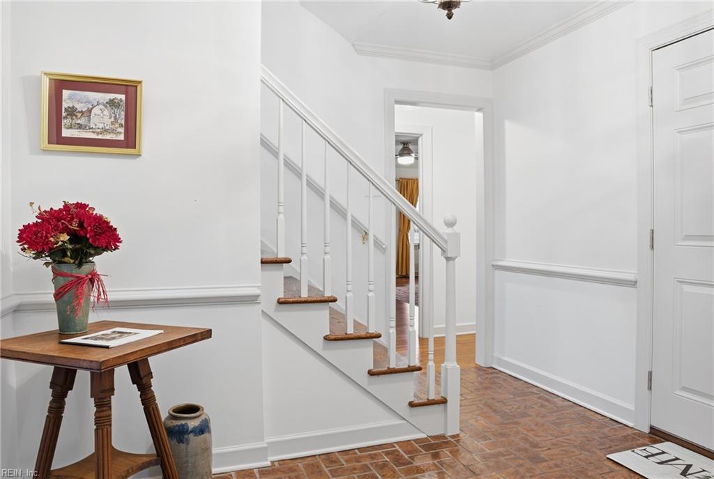 53 Hertzler Road Newport News VA 23602