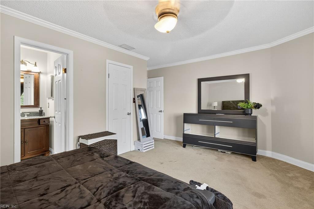 882 Belvoir Circle Newport News VA 23608