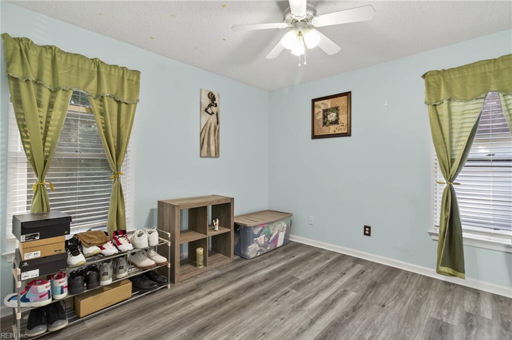 882 Belvoir Circle Newport News VA 23608