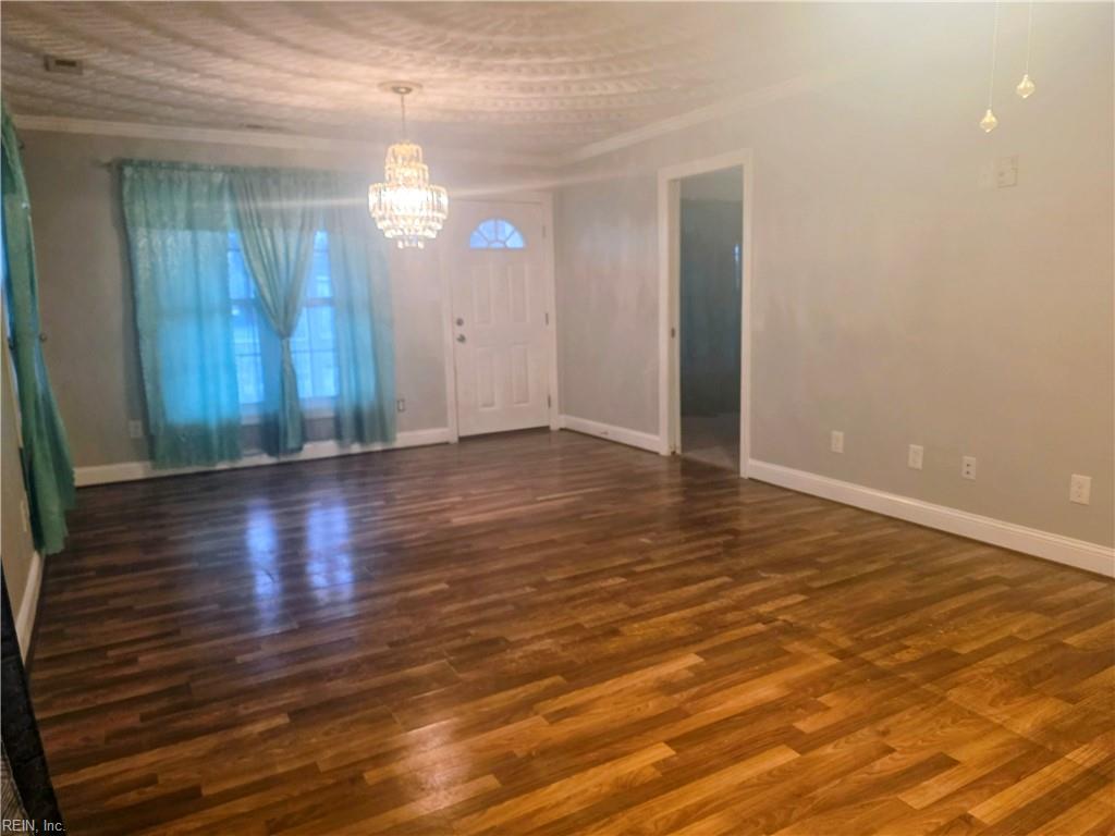 625 Center Avenue Newport News VA 23601