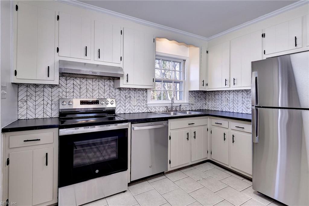 862 Moyer Road Newport News VA 23608