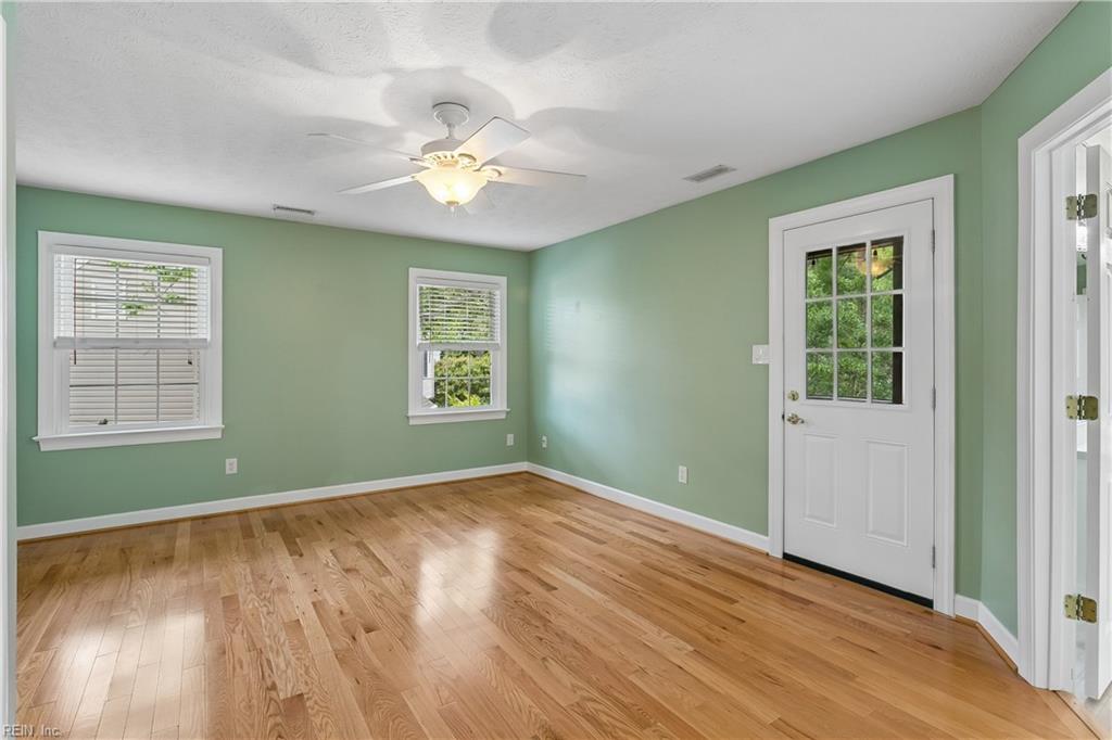 103 Melvins End Yorktown VA 23693